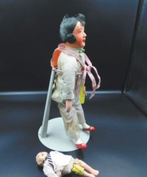 chinese mom grey baby side